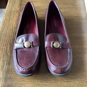 Ladies size 10 Tommy Hilfiger loafers. Burgundy color. Like new condition .